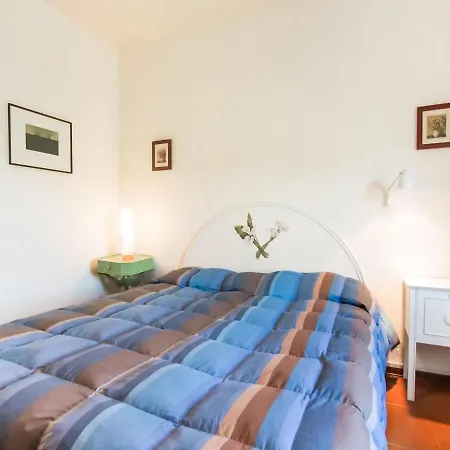 Casa vacanze Traditional Holiday In With Terrace Urbino